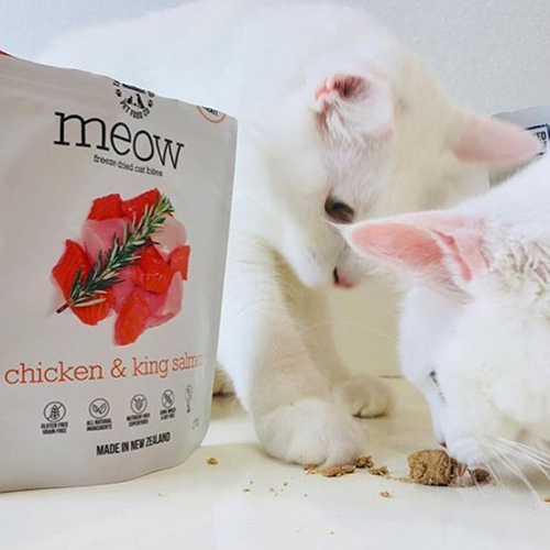 ＭＥＯＷミャウフリーズドライキャットフードチキン＆サーモン２８０ｇ